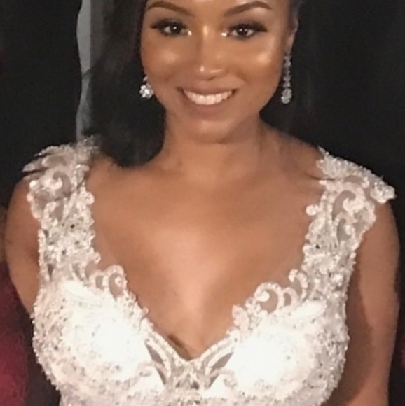 Wedding Dress - Picture 5 of 6